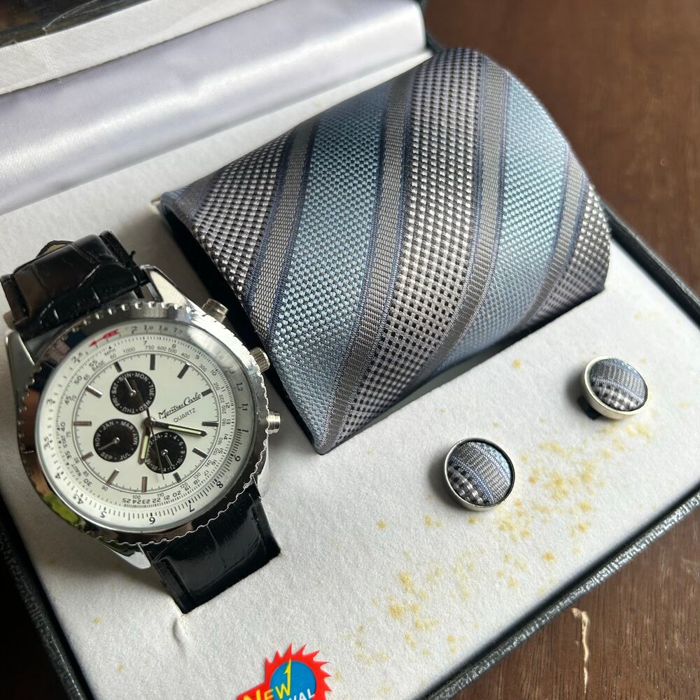 Montres Carlo Wristwatch and Accessories Set Gift Working New Battery